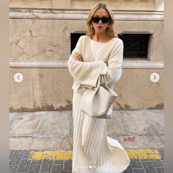 DISSH ADA DRESS SIZE M in WHITE - Picture 4 of 16